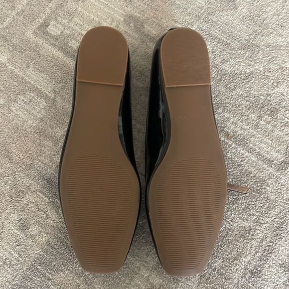 Black Patent Leather Mary Jane Flats - Picture 7 of 7